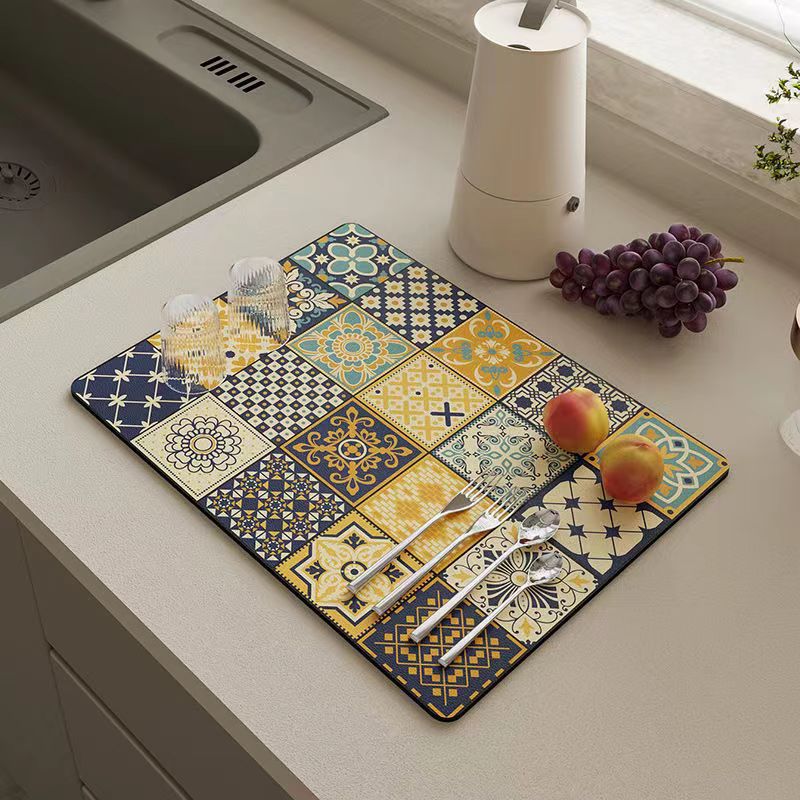 Retro Quick-Drying Water-Draining Mat for Kitchen Bar Countertops