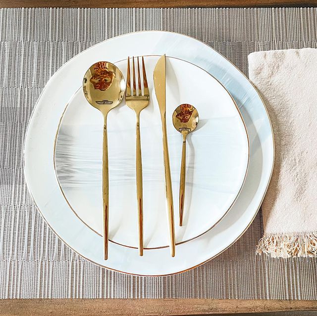 RoyalGleam™ - Luxury Flatware Set