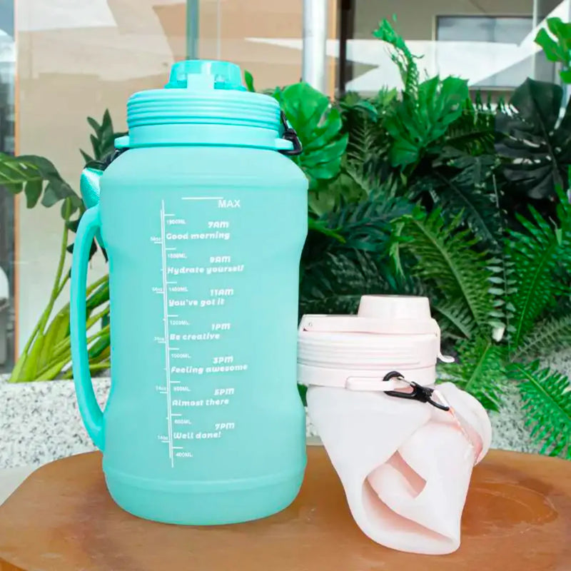 MY DAILY JUG™ COLLAPSIBLE WATER BOTTLE