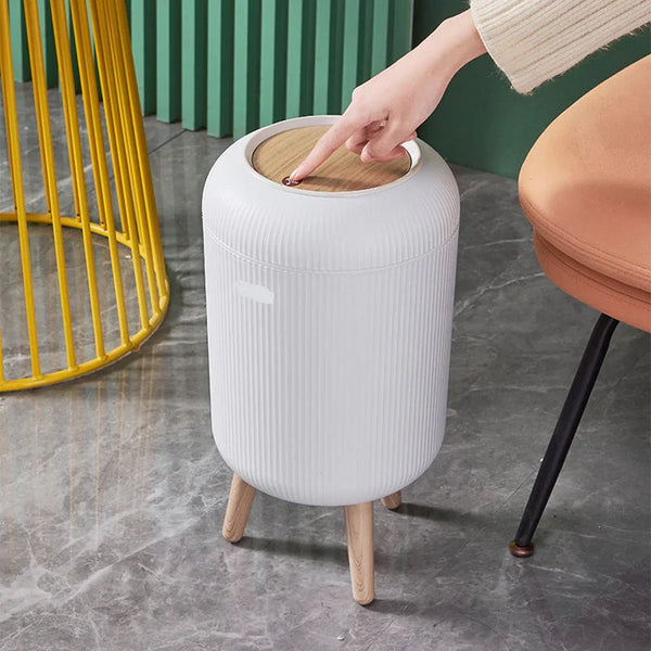 AutoSense™ - Motion-Activated Luxury Trash Bin