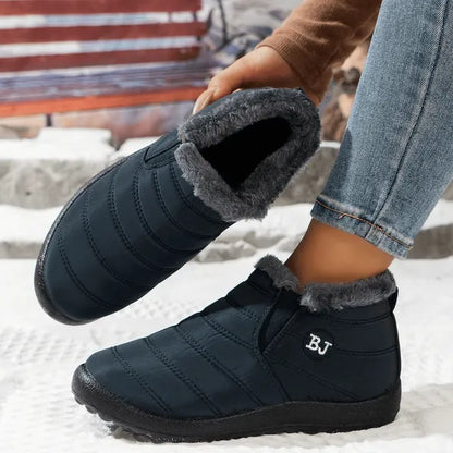 GlideComfort™ - Women's warm sheepskin-lined boots