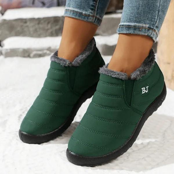GlideComfort™ - Women's warm sheepskin-lined boots