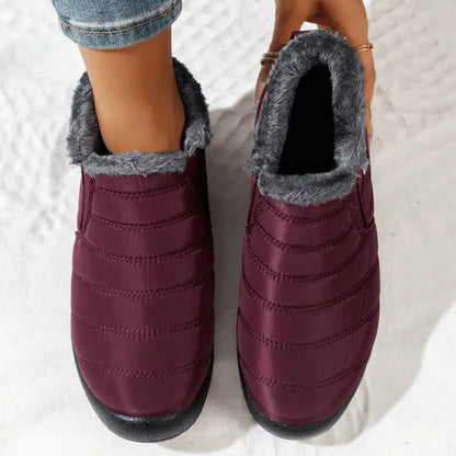 GlideComfort™ - Women's warm sheepskin-lined boots