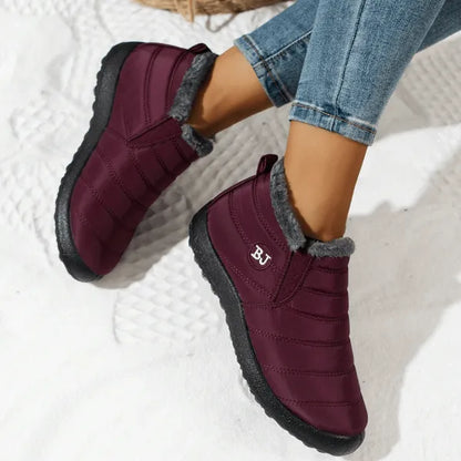 GlideComfort™ - Women's warm sheepskin-lined boots
